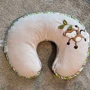 Boppy pillow